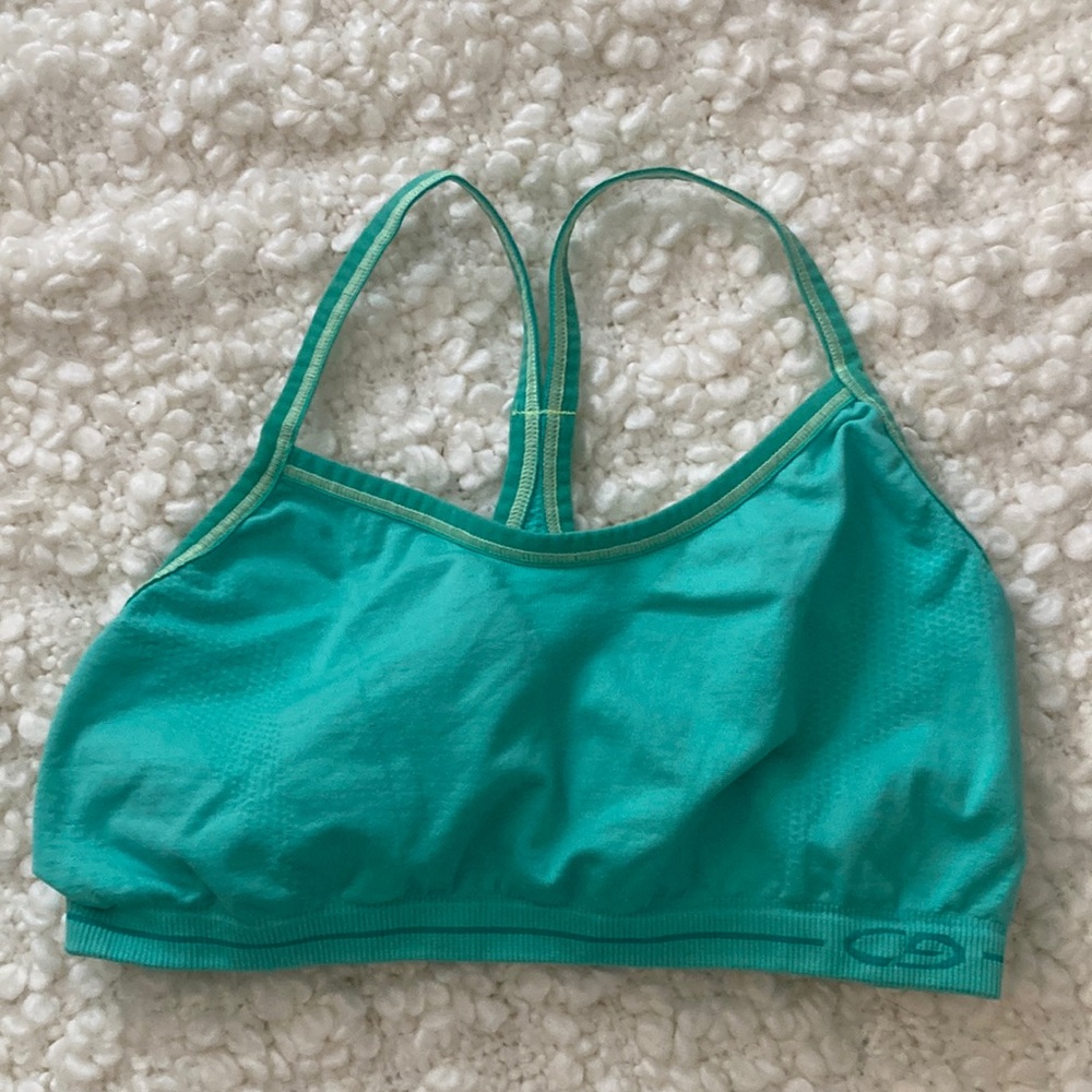 CG sport bra size Large green